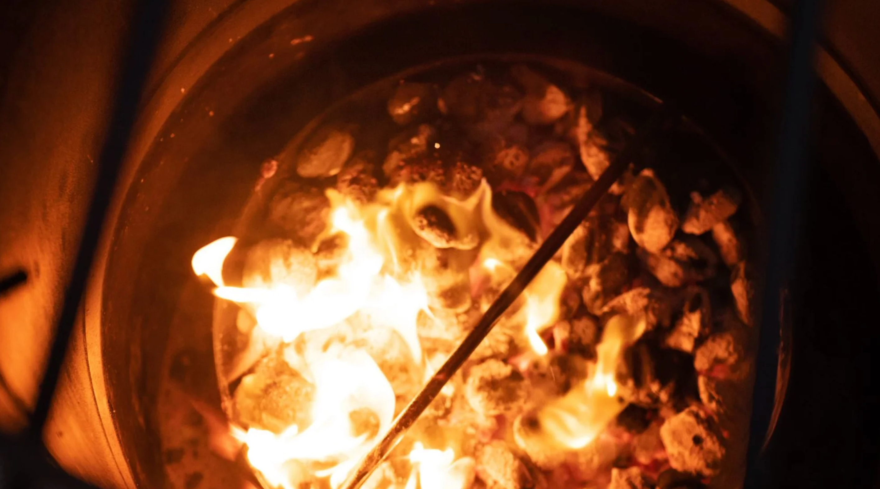 Charcoal vs Pellet Grills